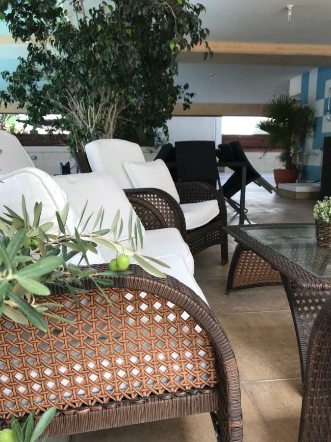 Mystra Place Nicosia Buitenkant foto